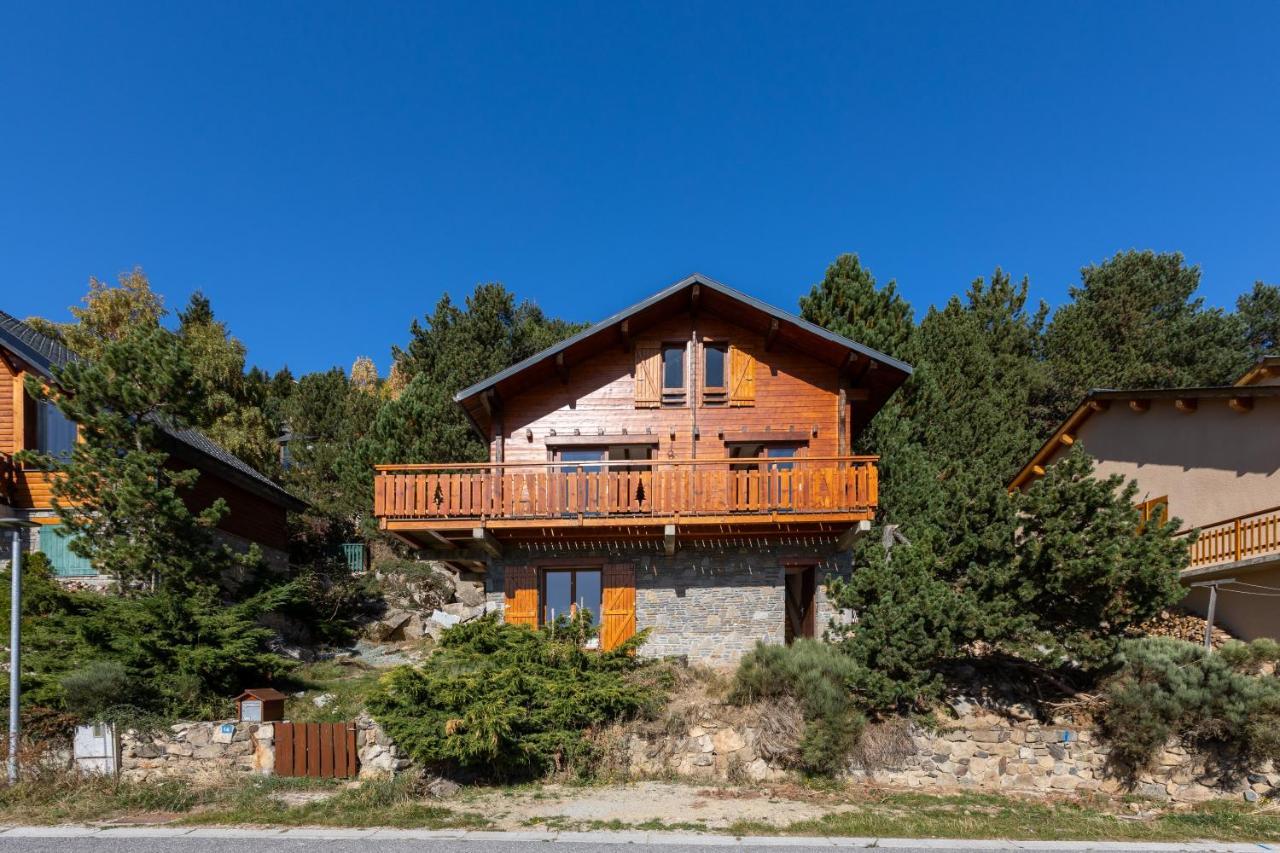 Chalet Les Tilleuls - Jolie Vue Montagne Et Lac Les Angles  Luaran gambar
